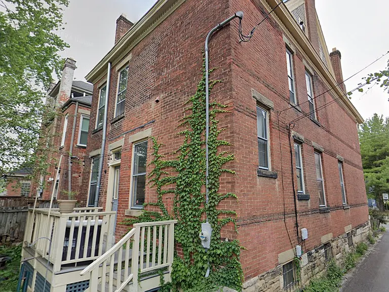 183 S 19th St #1 — Photo 3