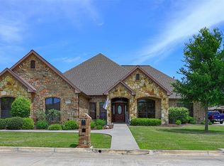 1216 Nortman Dr, Gainesville, TX 76240