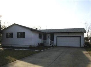 9444 Roosevelt St, Crown Point, IN 46307
