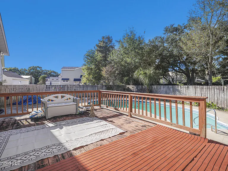 4409 Shadow Wood Cir — Photo 61
