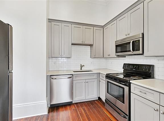 3rd image of 1426 Saint Bernard Ave
