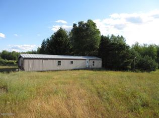 1595 W North County Line Rd, Six Lakes, MI 48886