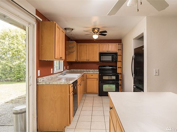 4th image of 13028 SE 204th Pl