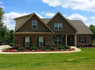 148 Magnolia Trce, Milner, GA 30257