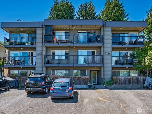 4219 Whitman Avenue N #4, Seattle, WA 98103