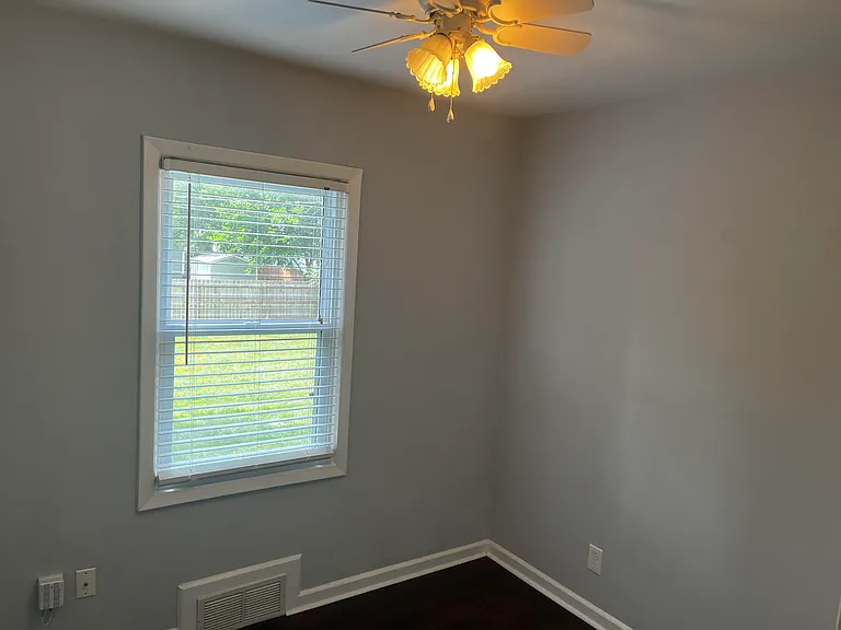 7216 Dearborn St — Photo 17