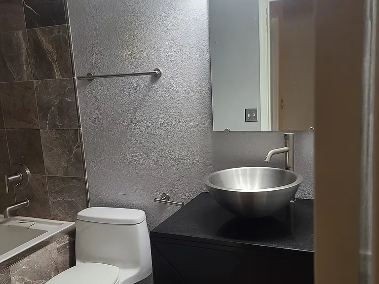 2343 E Springfield Pl — Photo 15