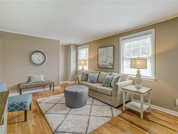 5th image of 1806 Oak Hill Ln