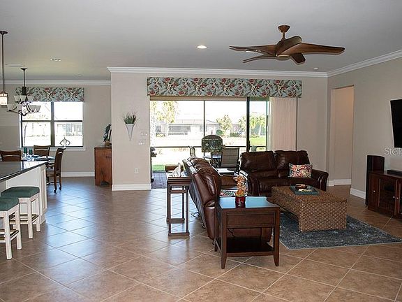 4th image of 11196 Whimbrel Ln