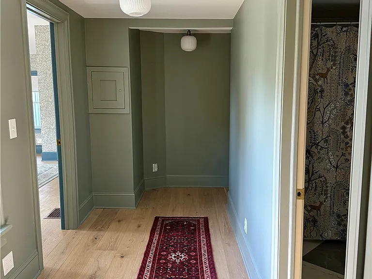 690 Crow Hill Rd — Photo 14