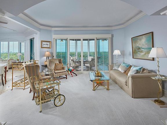 5th image of 4811 Island Pond CT #303