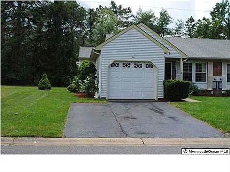 144A Sunset Rd #Sec-60 photo 1