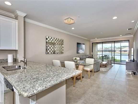 4th image of 9425 Benvenuto CT #6-102