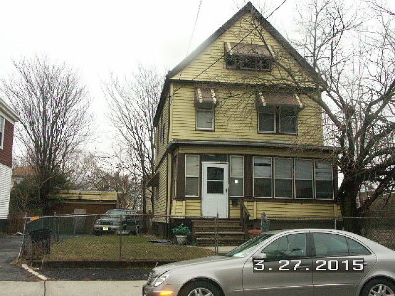 1st image of 364-366 Sandford Ave