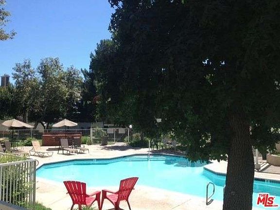 3rd image of 1941 Glenoaks Blvd Unit 188