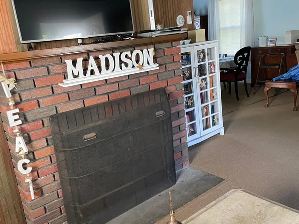 90 Taylor Ave, Madison, CT 06443