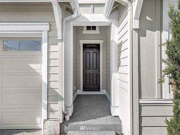 3rd image of 264 Burch Hollow Ln