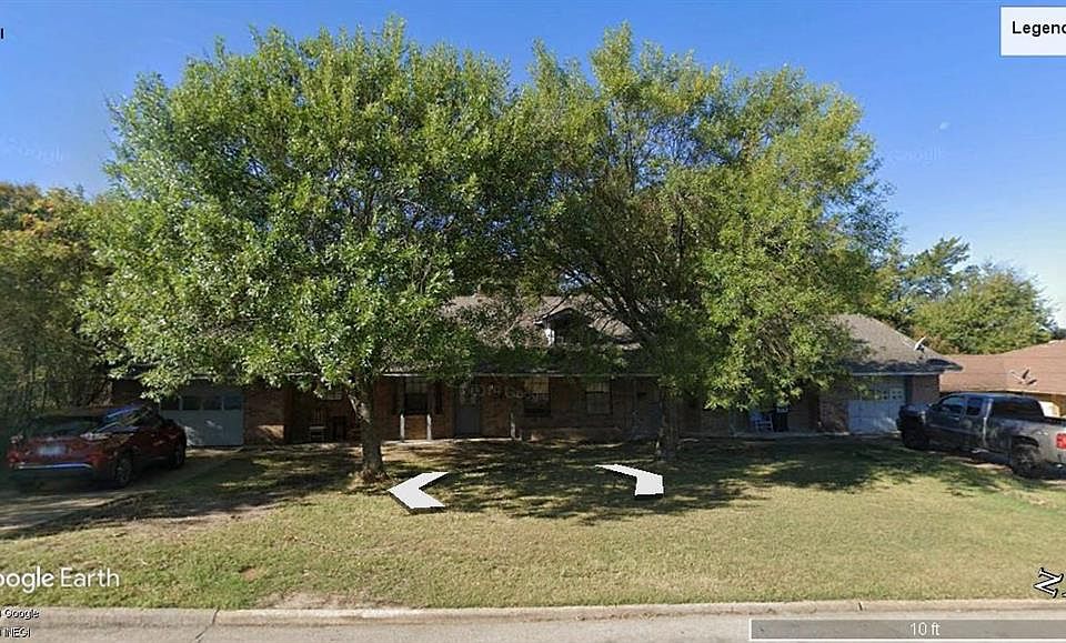 1st image of 1003 N Clay St