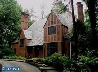 585 Warwick Rd, Haddonfield, NJ 08033