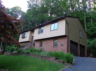 70 Emmans Rd, Ledgewood, NJ 07852