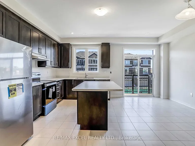 40 Sissons Way — Photo 10