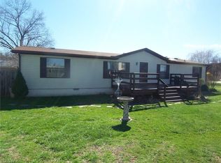 1006 12th Ave, Vienna, WV 26105