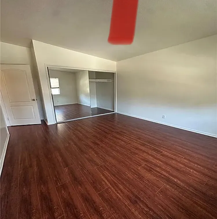 2 bed, 1.5 bath, 960 sqft, $2,900 — Photo 4