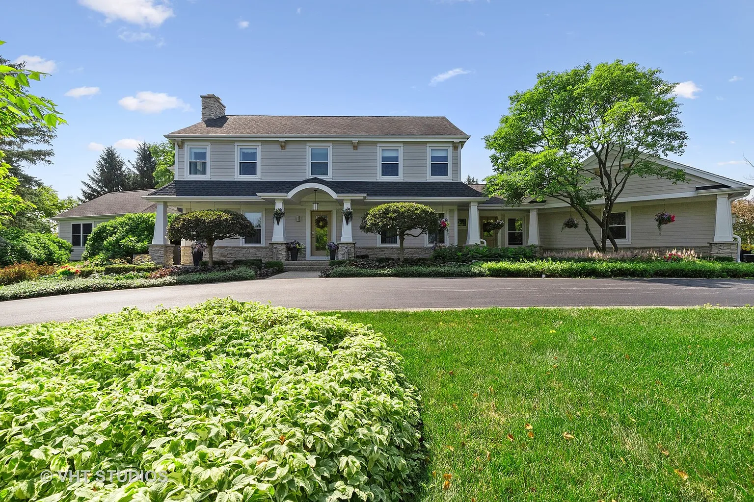 8 N Highview Cir photo 1