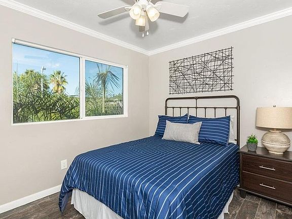 4th image of 5887 Imperial Ave