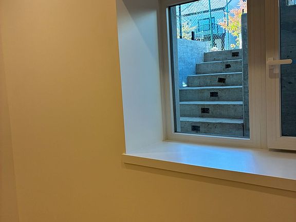 4th image of 247 Pacific Ave #4