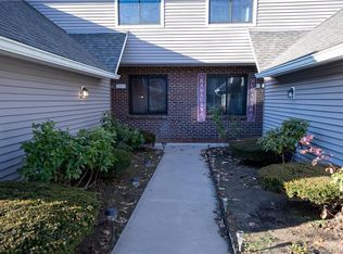 2404 Mill Pond Dr UNIT 2404, South Windsor, CT 06074