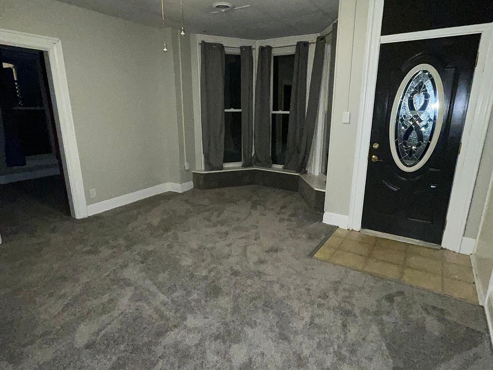 1st image of 111 S Boggs St #111