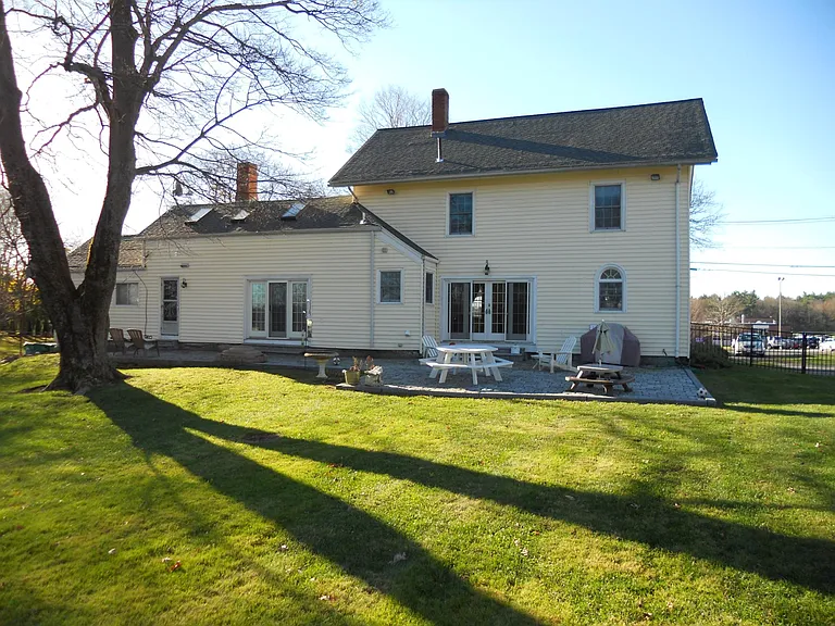 239 Foundry St — Photo 19