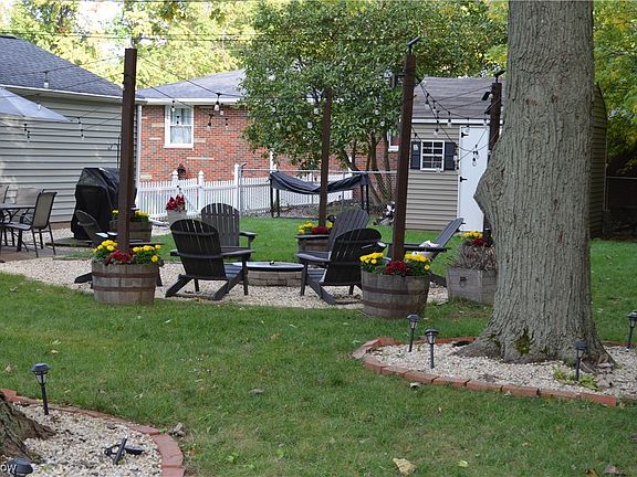 4th image of 131 Ashwood Dr