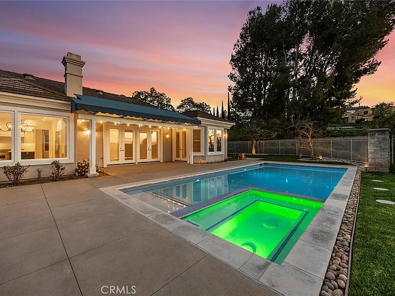 2309 Skyline Dr — Photo 48