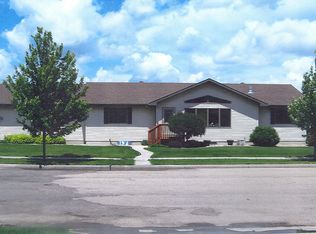 1901 Saphire Ave, Aberdeen, SD 57401