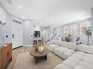 328 Flyers Ln, Tustin, CA 92782