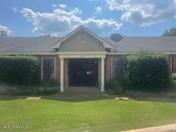 1103 River Rd APT 3, Greenwood, MS 38930