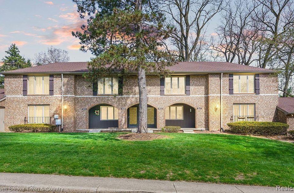 1st image of 1833 Burrwood Cir