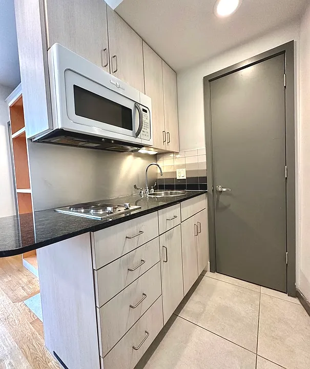 144 Bowdoin St #51