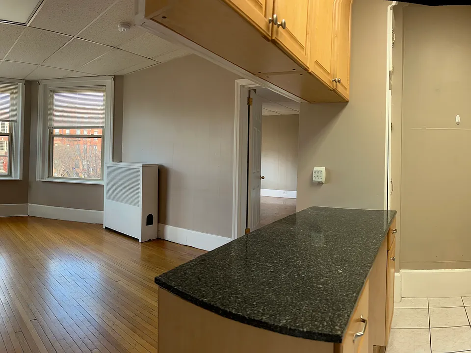 875 Beacon St #21B