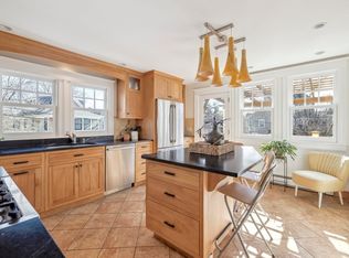 4 Verdun St #B, Cambridge, MA 02140