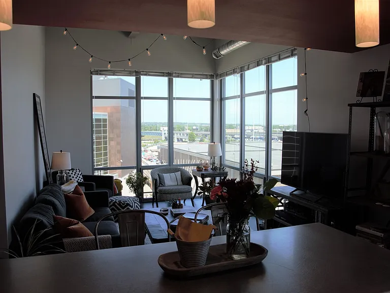 601 R St — Photo 27