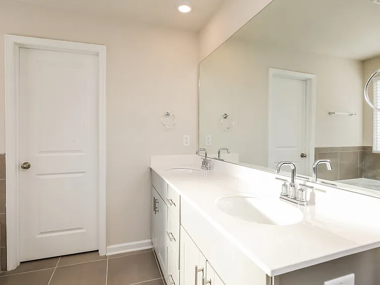 5856 Hackberry Ln — Photo 11