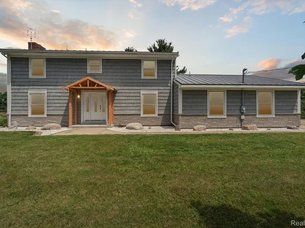 4743 Casey Rd, Dryden, MI 48428