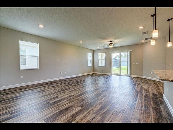 4th image of 5728 143rd Ct E