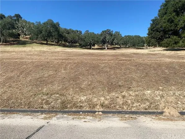 9821 Steelhead Rd, Paso Robles, CA 93446