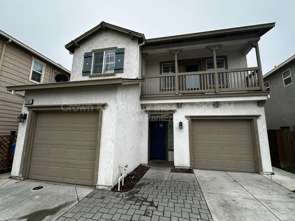 2608 Greenleaf St, Manteca, CA 95337