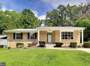 715 Calvert Ln, Fort Washington, MD 20744