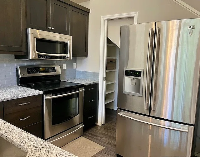 962 E Riverpark Ln — Photo 13